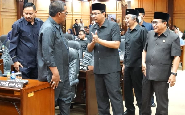 Thumbnail Soal Nasib Tenaga Honorer Sidoarjo, Bupati Muhdlor Patuhi Pemerintah Pusat