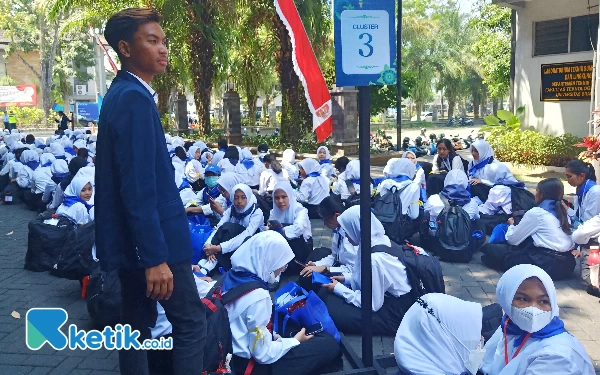 Foto Mahasiswa Baru UB mengikuti pelaksanaan PKKMABA 2023 (Foto: lutfia/ketik.co.id)