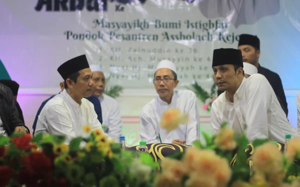 Foto Haul ke 36 Al Marhumin Masyayikh di Pondok Pesantren Assholach. (Foto: Dok. Assholach)