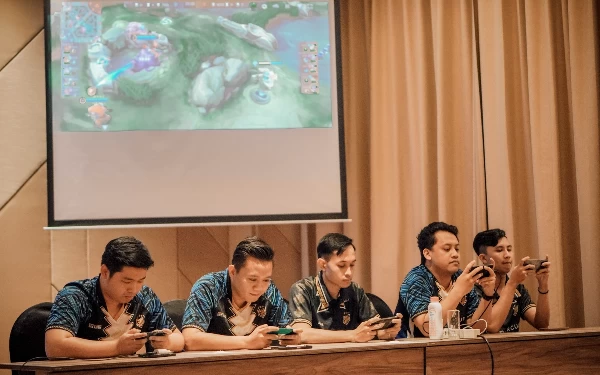 Foto Lomba E - sport, Mobile Legend yang digelar Grand Mercure Malang Mirama. (Foto: Dok. Grand Mercure Malang Mirama)