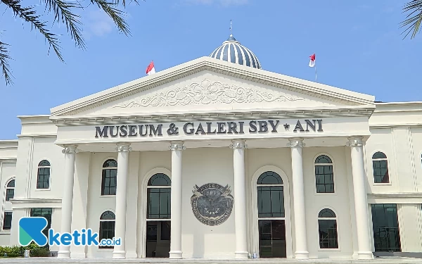 Foto Museum dan Galeri Seni SBY-Ani Pacitan. (Foto: Al Ahmadi/Ketik.co.id)