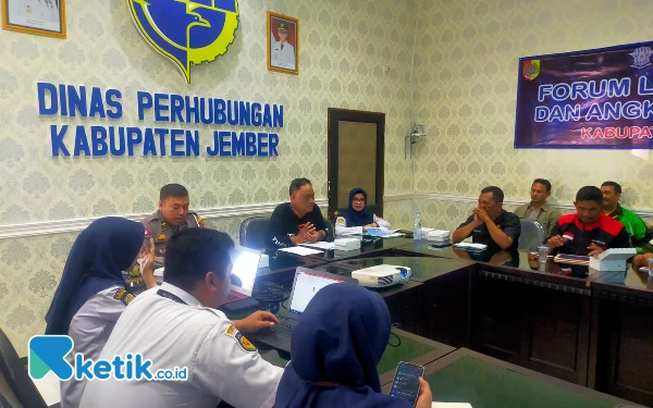 Thumbnail Dishub Jember Sosialisasikan Perubahan Tarif Operator Layanan Angkutan Online