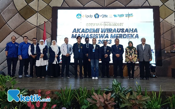 Foto Pembukaan sekaligus penyematan tanda peserta AWMM yang digelar oleh UB. (Foto: Lutfia/Ketik.co.id)