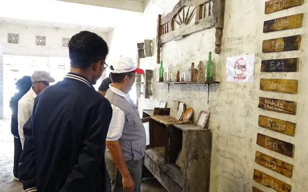 Foto Barang-barang peninggalan korban erupsi Semeru dipajang di Museum Kenang Semeru (Foto: Humas Universitas Jember)