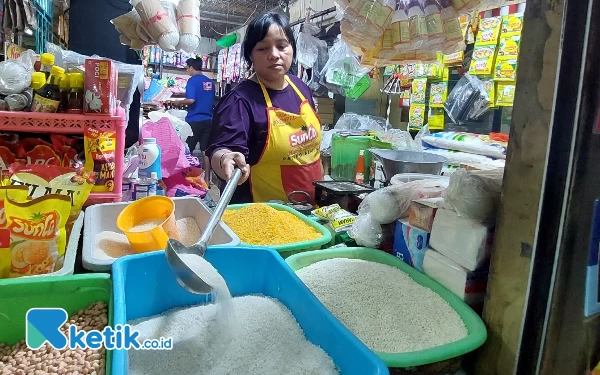 Pedagang Pasar Wonokromo Resah, Beras Sentuh Rp17.000 Per Kilogram