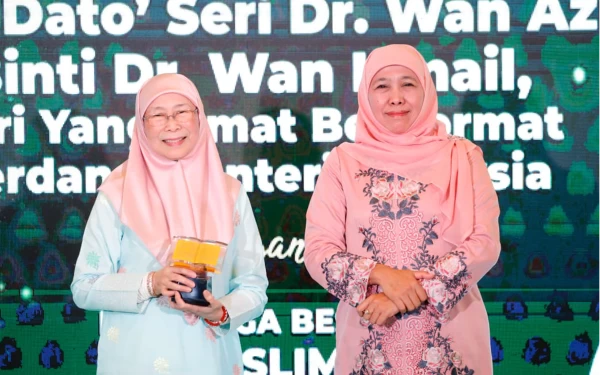 Thumbnail Berita - Temui Khofifah Ketum Muslimat, Istri PM Malaysia Dalami Kerja Sama Bidang Pendidikan