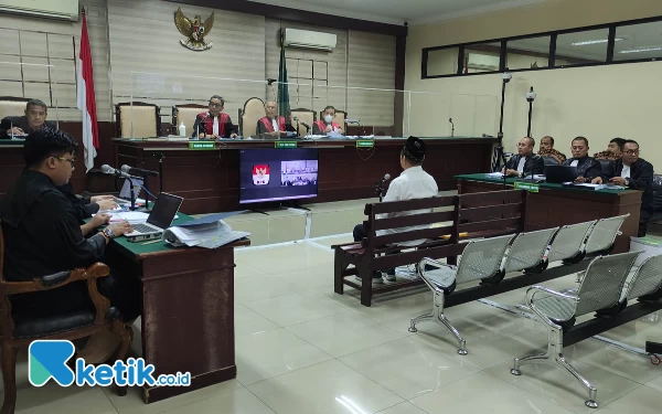 Thumbnail Berita - Sidang Dugaan Gratifikasi Mantan Bupati Sidoarjo, 4 eks Camat Bersaksi