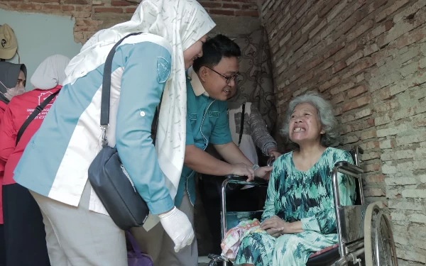 Polresta Malang Kota Salurkan Bantuan untuk Lansia Disabilitas