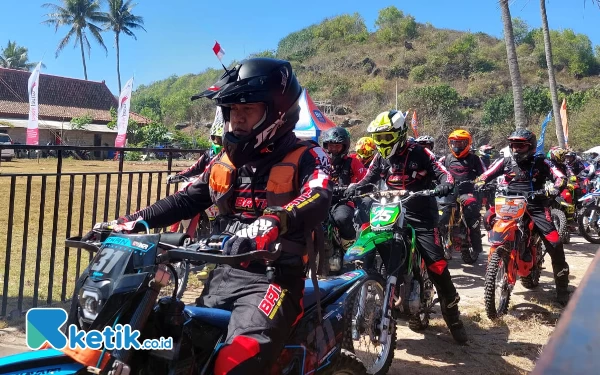 Diikuti Peserta Luar Daerah, Pacitan Adventure Tourism Tancap Gas di Pantai Srau