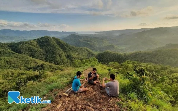 Foto Lankap indah khas Bukit Bokong Semar. (Foto: Dok. Ketik.co.id)