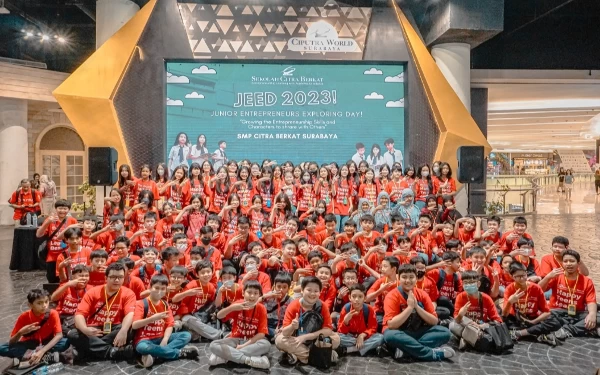 Foto Program JEED 2023 SMP Citra Berkat di Ciputra World Surabaya. (Foto: Dok. SMP Citra Berkat)