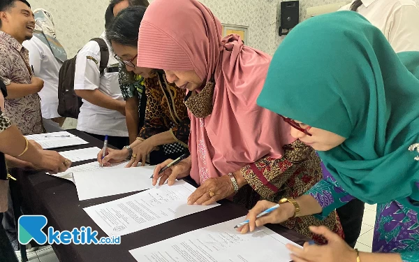 Foto Pengisian Standart Layanan BBJT. (Foto: Shinta Miranda/Ketik.co.id)