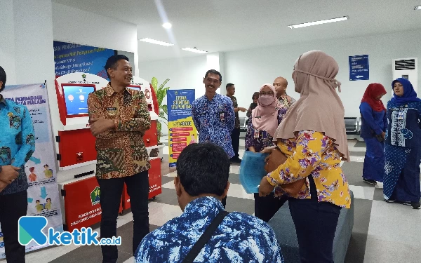 Tinjau MPP Merdeka, Pj Wali Kota Malang Minta Penambahan Tenant