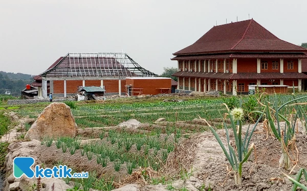 Thumbnail Berita - Sisakan Progres 32 Persen, DPUPR Magetan Beri Kesempatan Rekanan Selesaikan Pembangunan Gedung Literasi 50 Hari