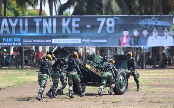 Peringatan HUT TNI ke-78 di Jember, Sejumlah Alutsista Dipamerkan