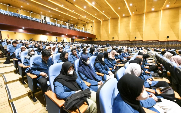 Foto Pelepasan belajar bersama komunitas tematik: Kampung Emas Madani 2.0. (Foto: Humas Pemkot Surabaya)