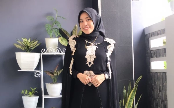 Adelina Batrisyia Arifin, Mahasiswi Berhijab yang Sarat Prestasi