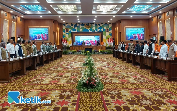 Foto Suasana rapat koordinasi penanganan bencana di kantor BPSDM Jatim. (Foto: Husni Habib/Ketik.co.id)