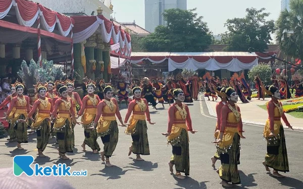 Foto Tari Thengul merupakan tarian tradisional Bojonegoro yang terinspirasi dari Wayang Thengul. (Foto: Shinta Miranda/Ketik.co.id)