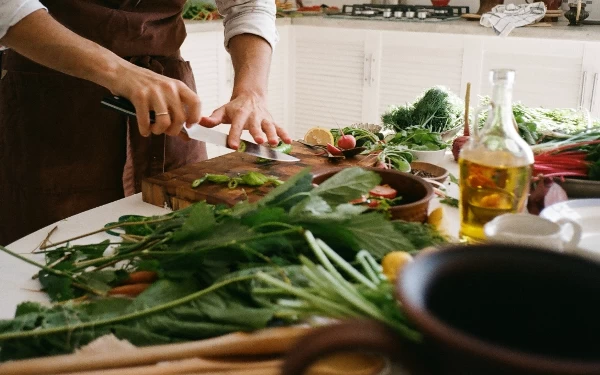 Thumbnail Berita - Cara Menyiapkan Meal Prep a gar Bahan Makanan Tahan Lama