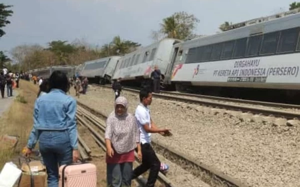 Kecelakaan KA Argo Semeru vs KA Argo Wilis di Kulon Progo, ini Dampaknya di Daop 8 Surabaya