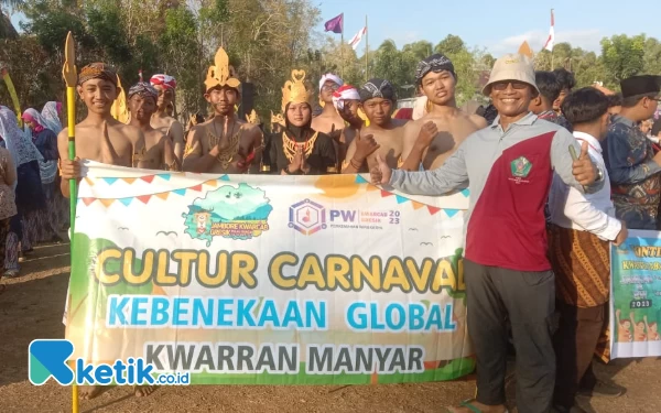 Foto Kwaran Manyar saat tampil karnaval di Jambore Cabang Gresik 2023. (foto: Sutejo Rc/ketik.co.id)