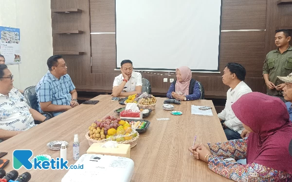 Foto Pertemuan Pemkot Malang dengan warga terdampak TPA Supit Urang. (Foto: Lutfia/Ketik.co.id)