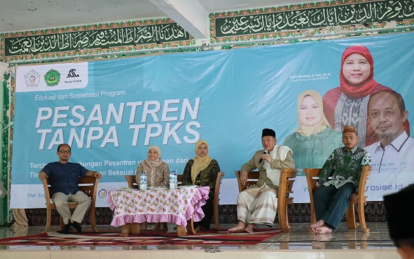 Foto Pimpinan Ponpes Al-Ittihad, KH Kamali Abdul Ghani saat memberi sambutan dalam kegiatan Pesantren Tanpa TPKS (Foto: dokumen pesantren)