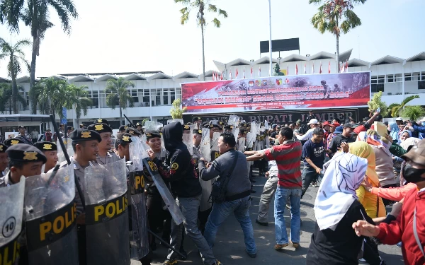 Jelang Pemilu 2024, Polres Jember Simulasikan Sistem Pengamanan Kota