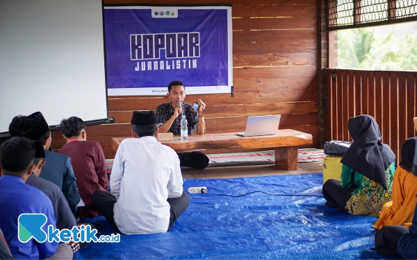 Foto Suasana Kopdar Jurnalistik anak muda di Pacitan. (Foto: Panitia for Ketik.co.id)