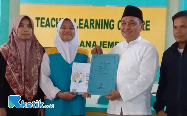 Top! 4 Siswa SMP ICT Raih Juara Olimpiade Tingkat Nasional 2023