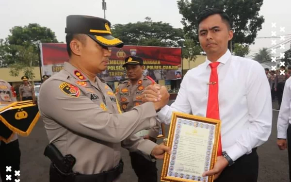 Pacu Kinerja Anggota, Kapolres Cianjur Beri Penghargaan pada Personel Berprestasi
