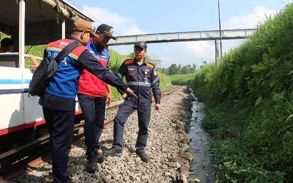 Mulai Masuk Musim Penghujan, KAI Daop 9 Lakukan Antisipasi