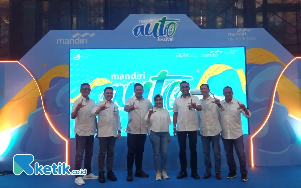 Foto Para Management Mandiri Auto Finance saat membuka Mandiri Auto Festival 2023. (Foto: Husni Habib/Ketik.co.id)