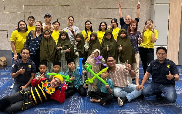 Foto Suasana perayaan kegiatan bersama anak Yayasan Mizan Amanah Surabaya. (Foto: Dok. Yello Hotel Jemursari)