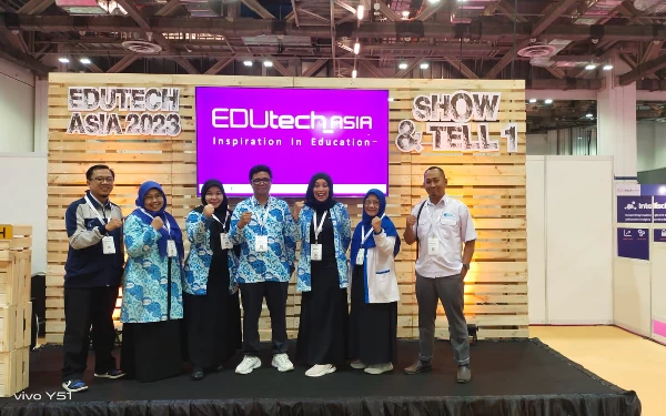 Thumbnail Berita - Jadi Pembicara EduTech Asia 2023 di Singapura, Bukti Dedikasi IGI di Dunia Pendidikan