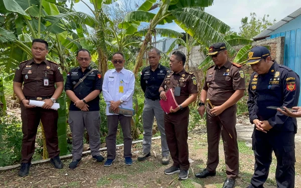 Foto Gudang Rokol Ilegal di sita Kejari Tuban (Foto Kejari /Ketik.co.id)