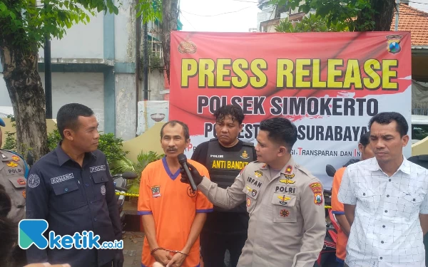 Thumbnail Modus Pinjam Motor Teman, Polsek Simokerto Tangkap Sindikat Penggadai Motor