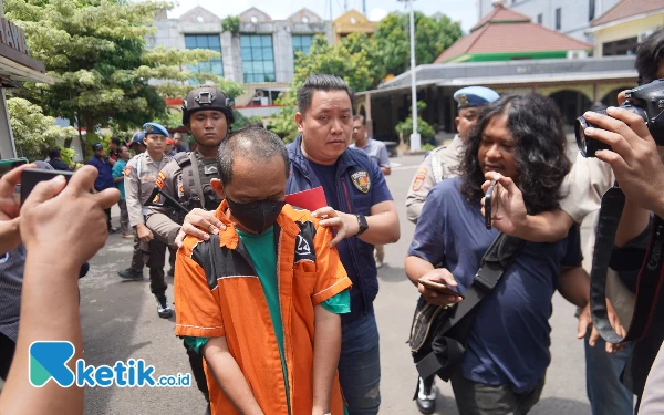 Bejat! Tukang Ojol Pamer Alat Kelamin dan Masturbasi di Depan Anak Kecil