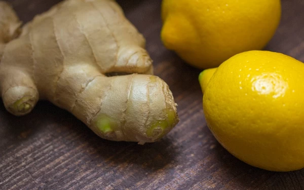 Foto Jahe dan jeruk lemon. (Foto: Pexels)