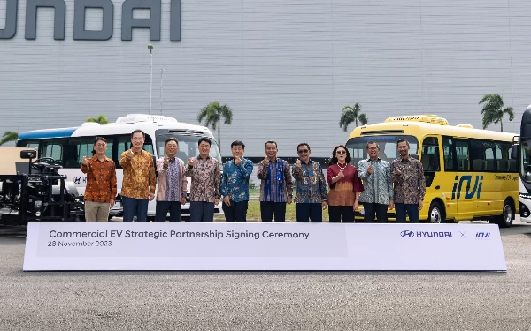 Hyundai dan Invi Teken Kerjasama Pengadaan Bus Listrik Untuk Transjakarta