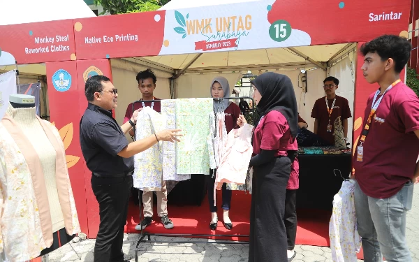 Foto Stan Eco Printing di Wmk Untag Surabaya. (Foto: Humas Untag Surabaya)