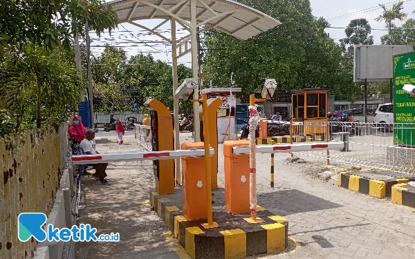 Foto Sistem e-parking baru di RSUD Jombang (7/12/2023). (Foto: Rifat/Ketik.co.id)