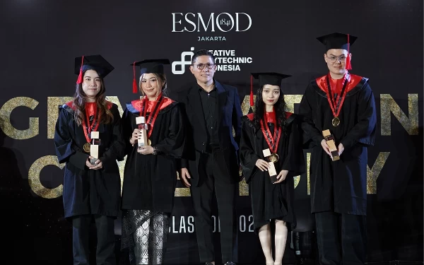 Gelar Graduation Day Class of 2023, ESMOD Jakarta Berikan Penghargaan Kepada Mahasiswanya