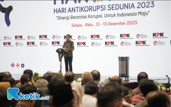 Foto Presiden RI Joko Widodo saat membuka Peringatan Hari Antikorupsi Sedunia (Hakordia) 2023 yang digelar di Istora Senayan, Jakarta. (Foto: Biro Humas KPK for Ketik.co.id )