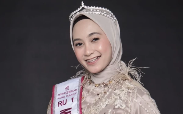 Thumbnail Berita - Khairunnisa Putri Alif, Runner Up 1 Miss Hijab Jabar 2023, Singgung Pentingnya Literasi untuk Kaum Perempuan
