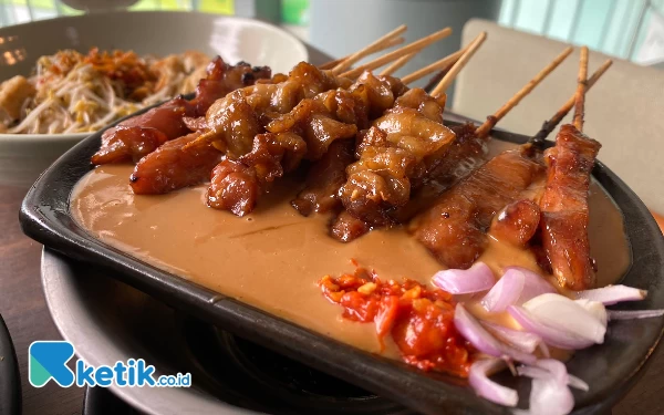 Thumbnail Sate Khas Senayan Sajikan Menu dengan Rasa Otentik Jawa Bali