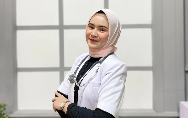 Thumbnail Berita - Yuk, Kenalan dengan Mutiara Fauza, Dokter Cantik Peraih Selempang Wakil 1 Nona Tangerang Selatan 2023