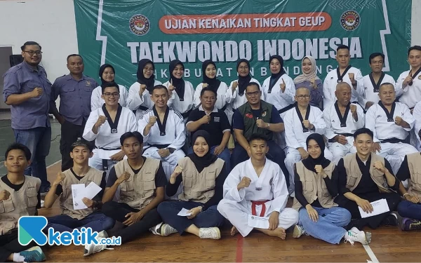 Thumbnail Berita - Pesan Ketua KONI Kabupaten Bandung ke 1.600 Taekwondoin: 'Hubbul Wathon Minal Iman'