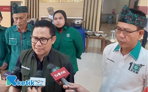 Thumbnail Berita - Cawapres Muhaimin Apresiasi Bupati Bandung Beri BPJS TK Gratis Bagi 88 Ribu Petani